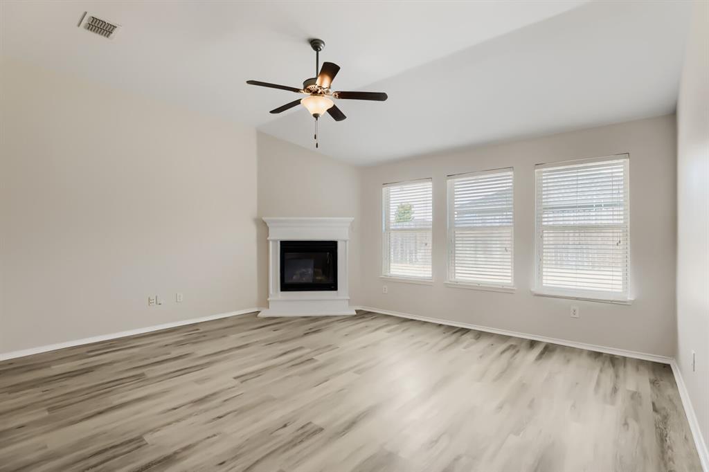 14601 Sundog Way Property Photo 5