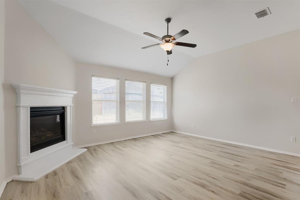 14601 Sundog Way Property Photo 6