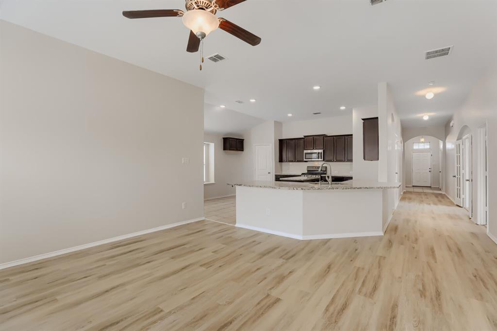 14601 Sundog Way Property Photo 8