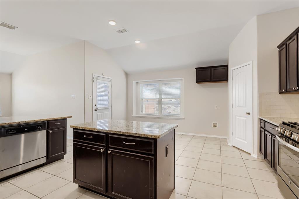 14601 Sundog Way Property Photo 10