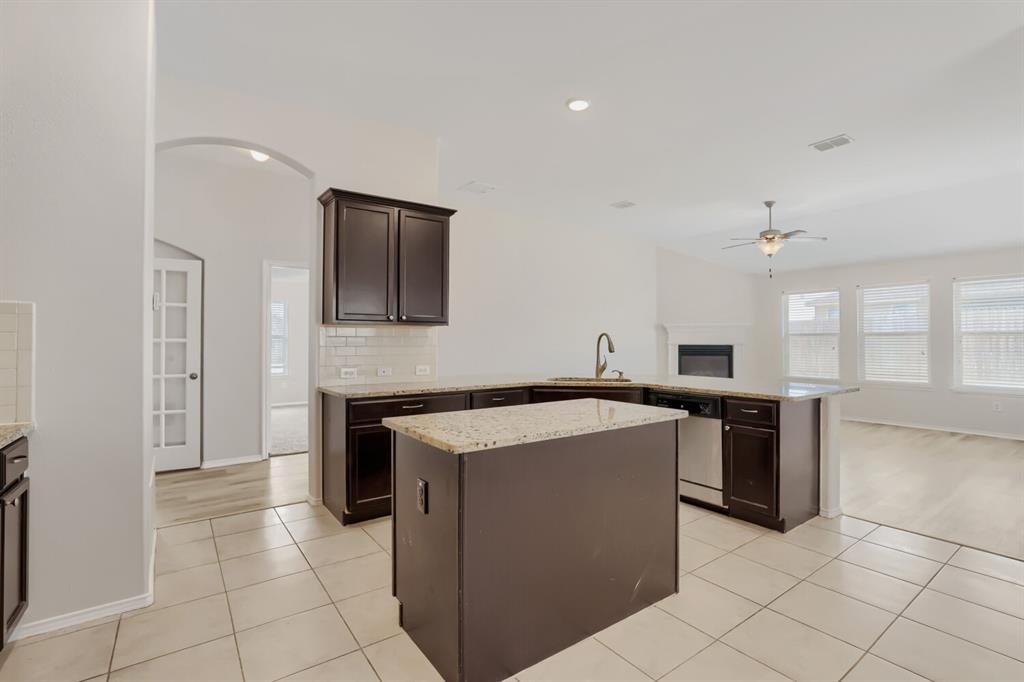 14601 Sundog Way Property Photo 12
