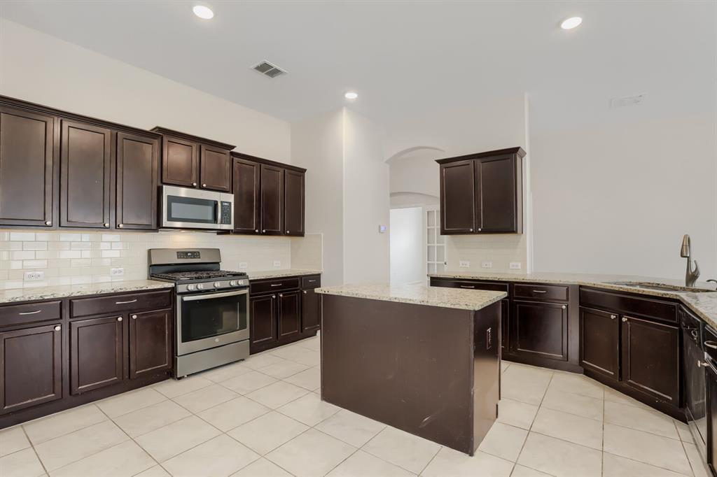 14601 Sundog Way Property Photo 13
