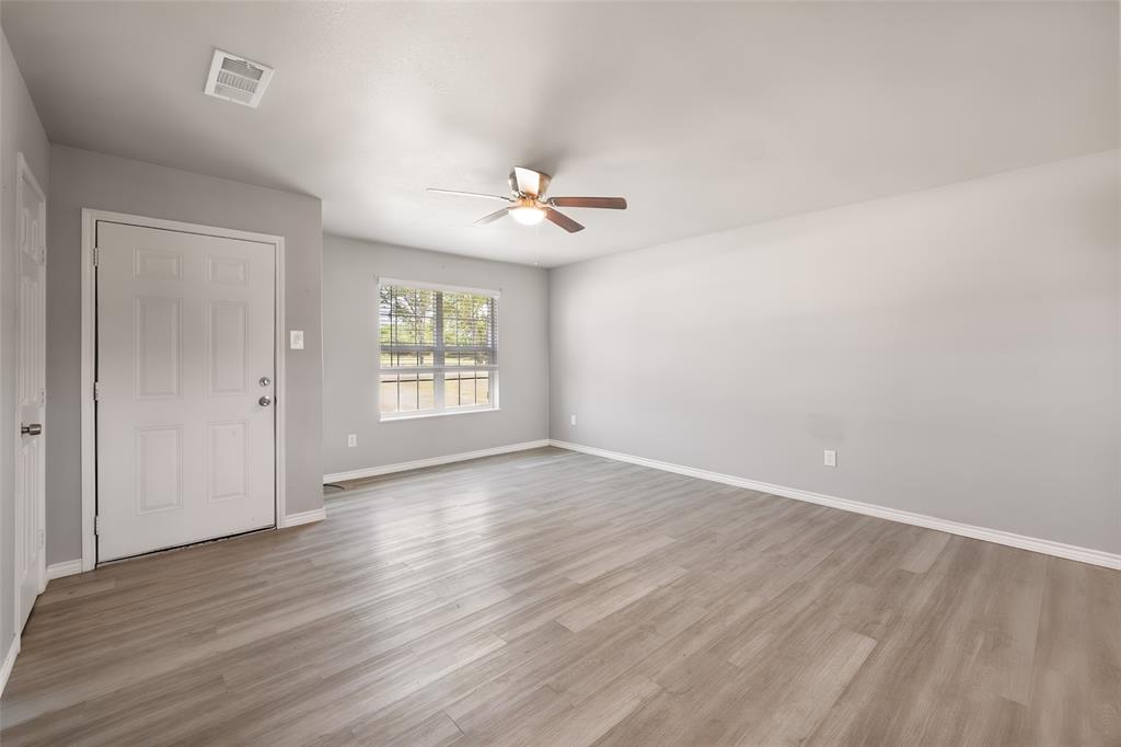 3201-3227 Nw Cr 2004 Property Photo 15
