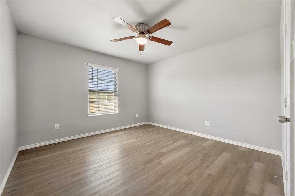 3201-3227 Nw Cr 2004 Property Photo 25