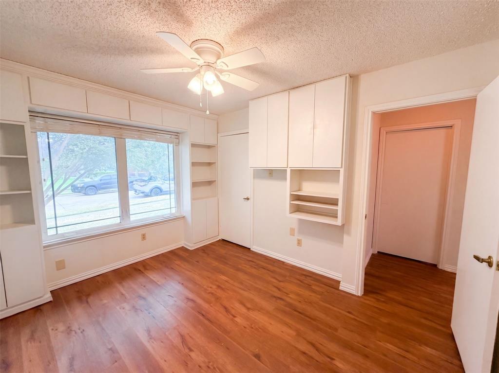 301 Hillside Court Property Photo 12