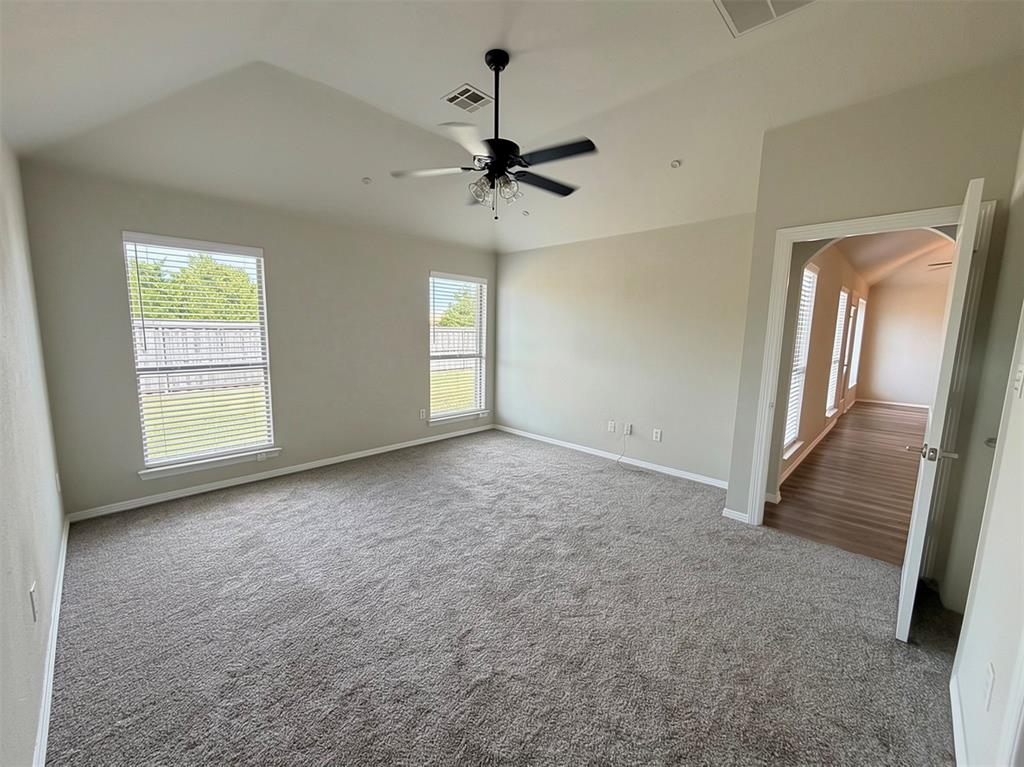 128 Starlight Drive Property Photo 2