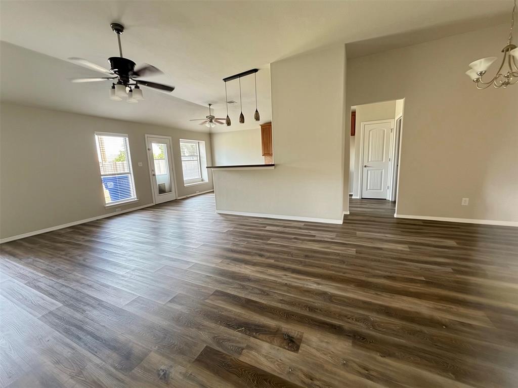 128 Starlight Drive Property Photo 6