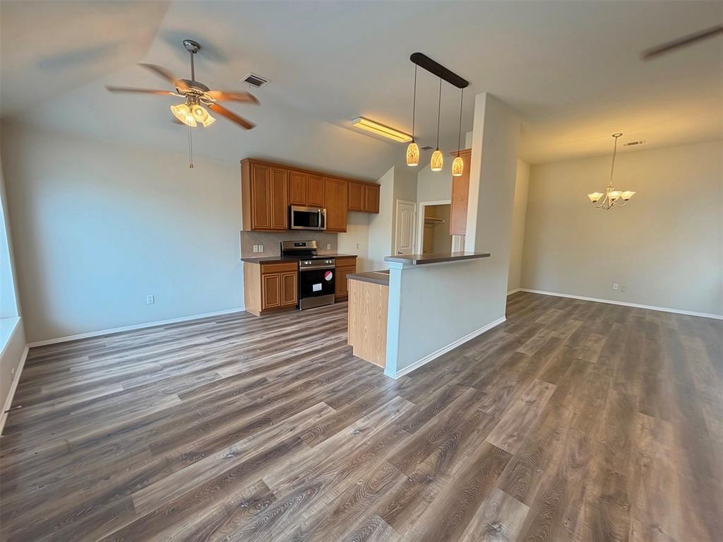 128 Starlight Drive Property Photo 7