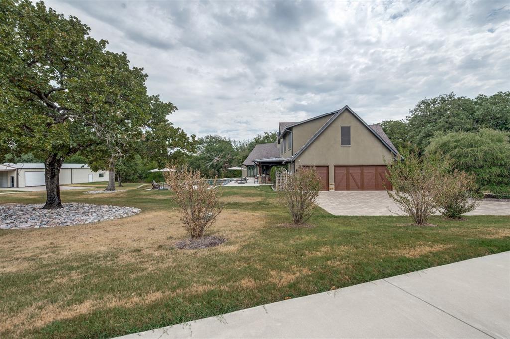197 Stonewood Boulevard Property Photo 34