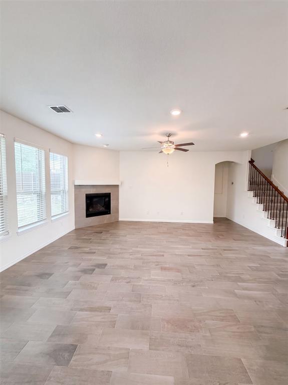 1421 Prairie Lake Court Property Photo 6