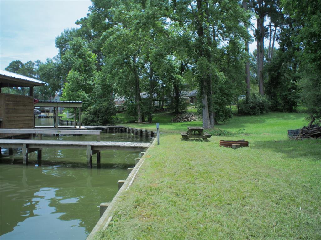 462 Lakefront Drive Property Photo 6