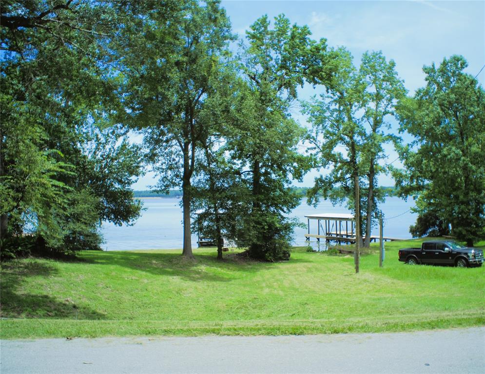 462 Lakefront Drive Property Photo 9