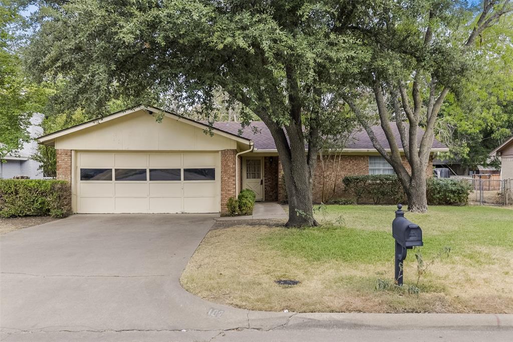 102 Alamo Street Property Photo 1