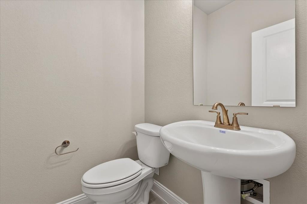 213 S Atwood Street Property Photo 33