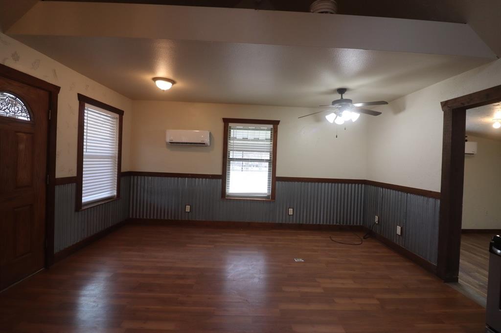1800 Newport Road Property Photo 6