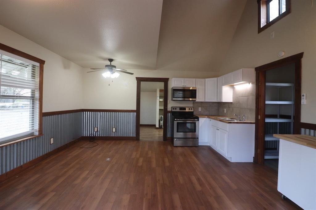 1800 Newport Road Property Photo 7