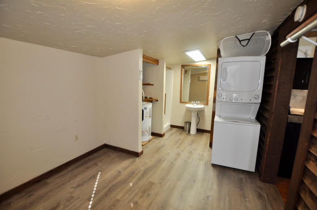1800 Newport Road Property Photo 10