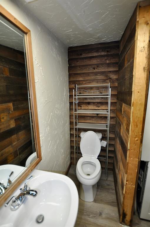 1800 Newport Road Property Photo 13
