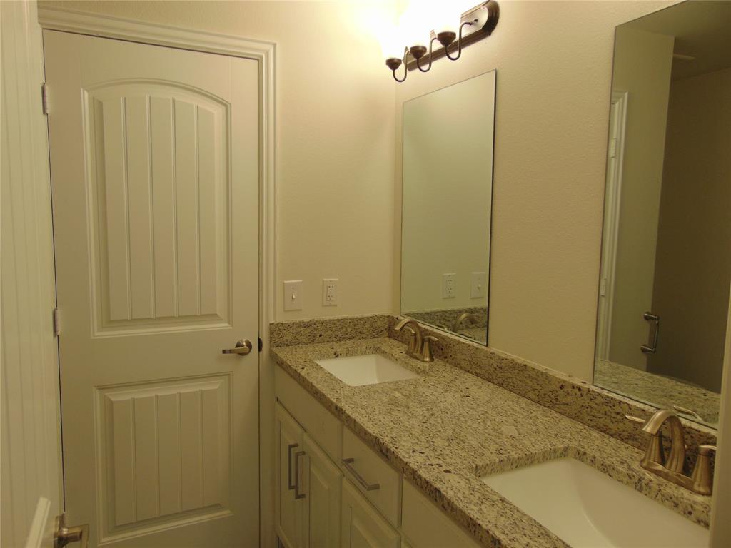 2239 Anderson Street Property Photo 12