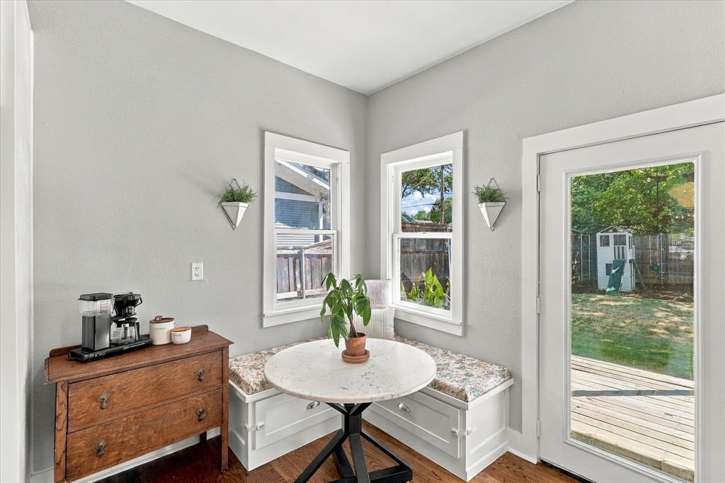 1933 Fairmount Avenue Property Photo 14