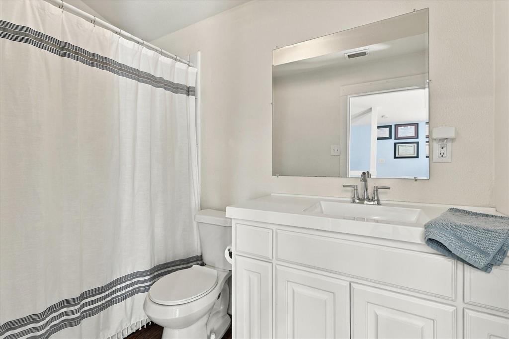 1933 Fairmount Avenue Property Photo 20