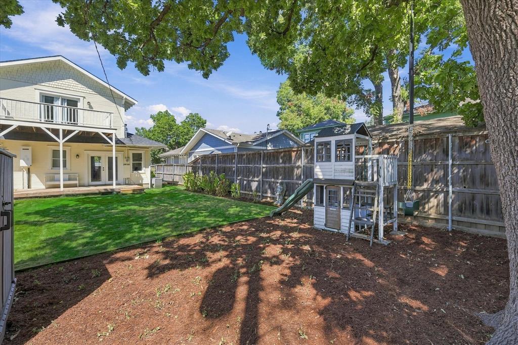 1933 Fairmount Avenue Property Photo 31