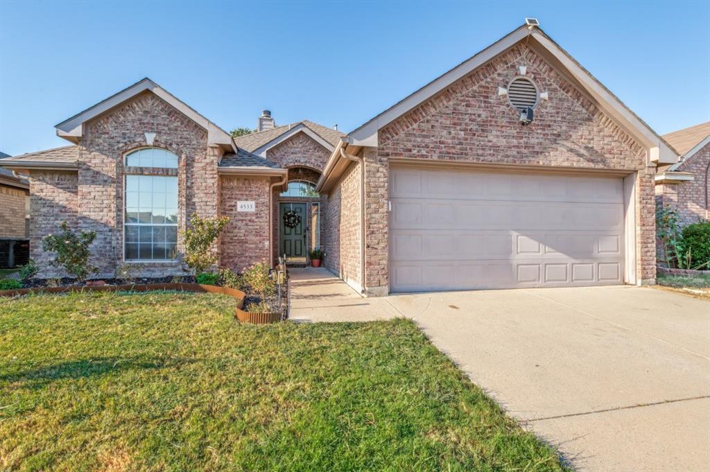 4533 Summerbrook Circle Property Photo 1