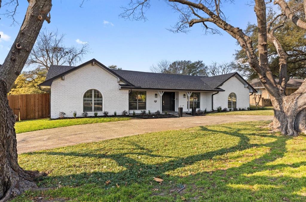 14909 Hillcrest Property Photo 15