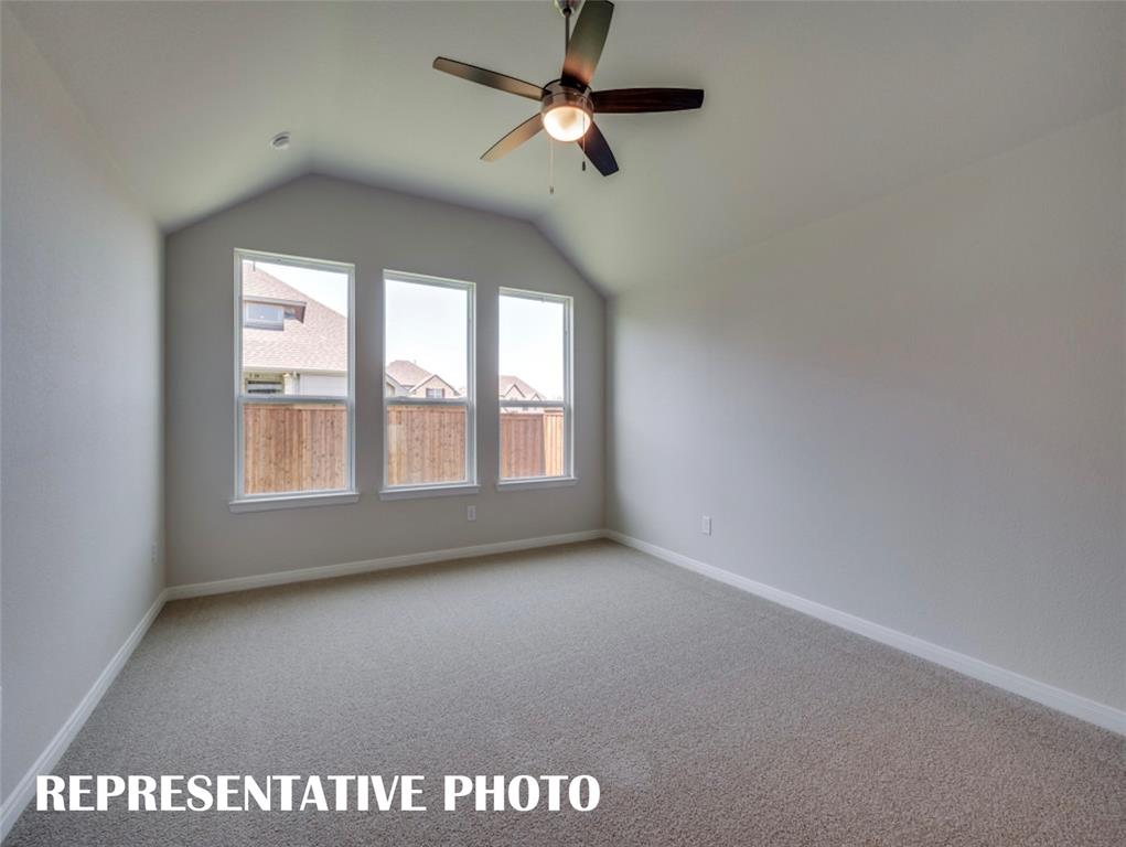 16436 Thistle Bend Drive Property Photo 9