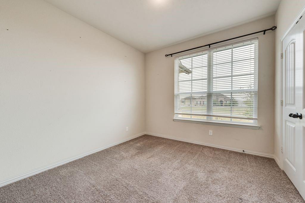 6016 Ember Crest Drive Property Photo 24