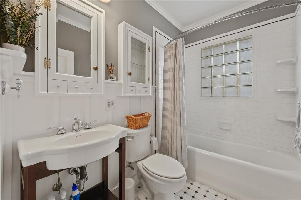 708 Blaylock Drive Property Photo 14