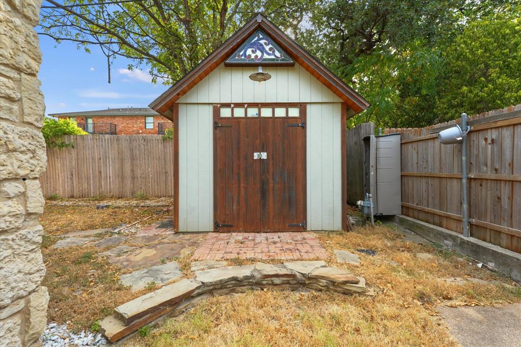 708 Blaylock Drive Property Photo 27