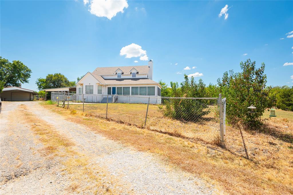 525 E Hazelwood Street Property Photo 1