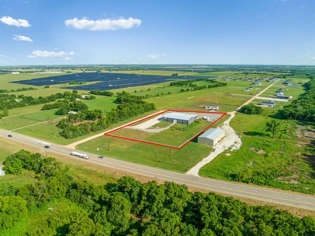 12931 Hwy 82 W Property Photo 4