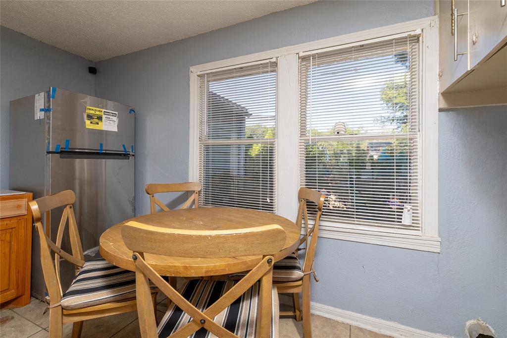 3265 Illinois Avenue Property Photo 11