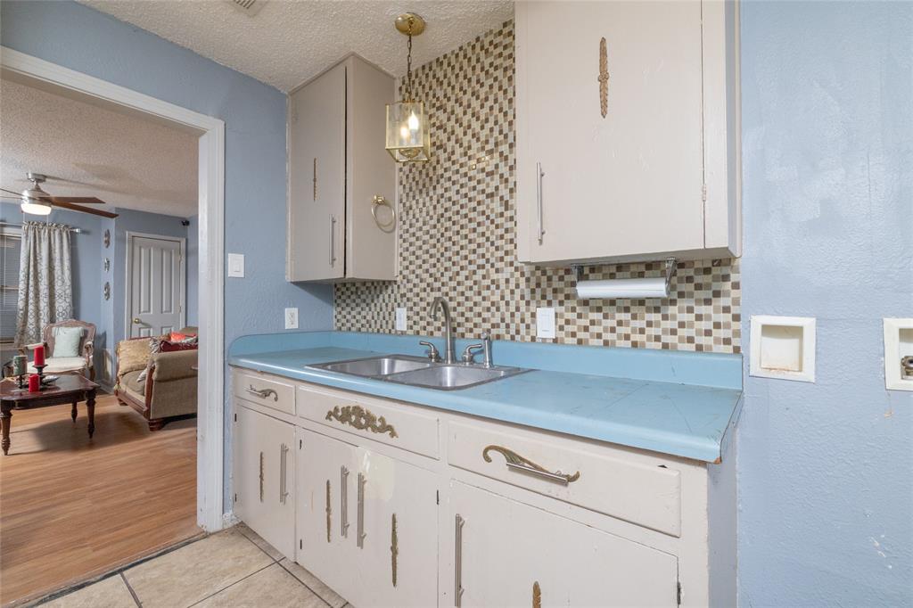 3265 Illinois Avenue Property Photo 15