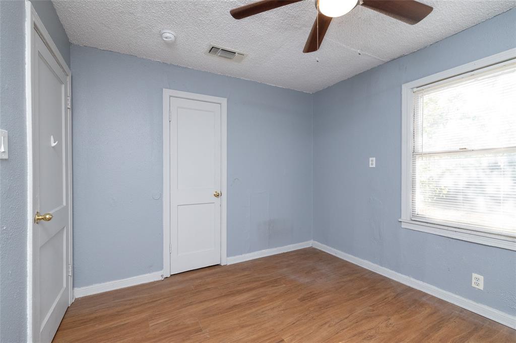 3265 Illinois Avenue Property Photo 21