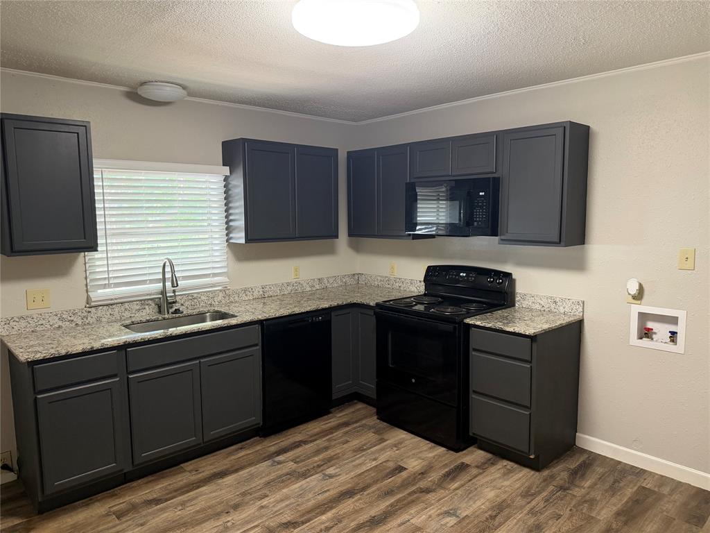 1009 Cedar Street Property Photo 2