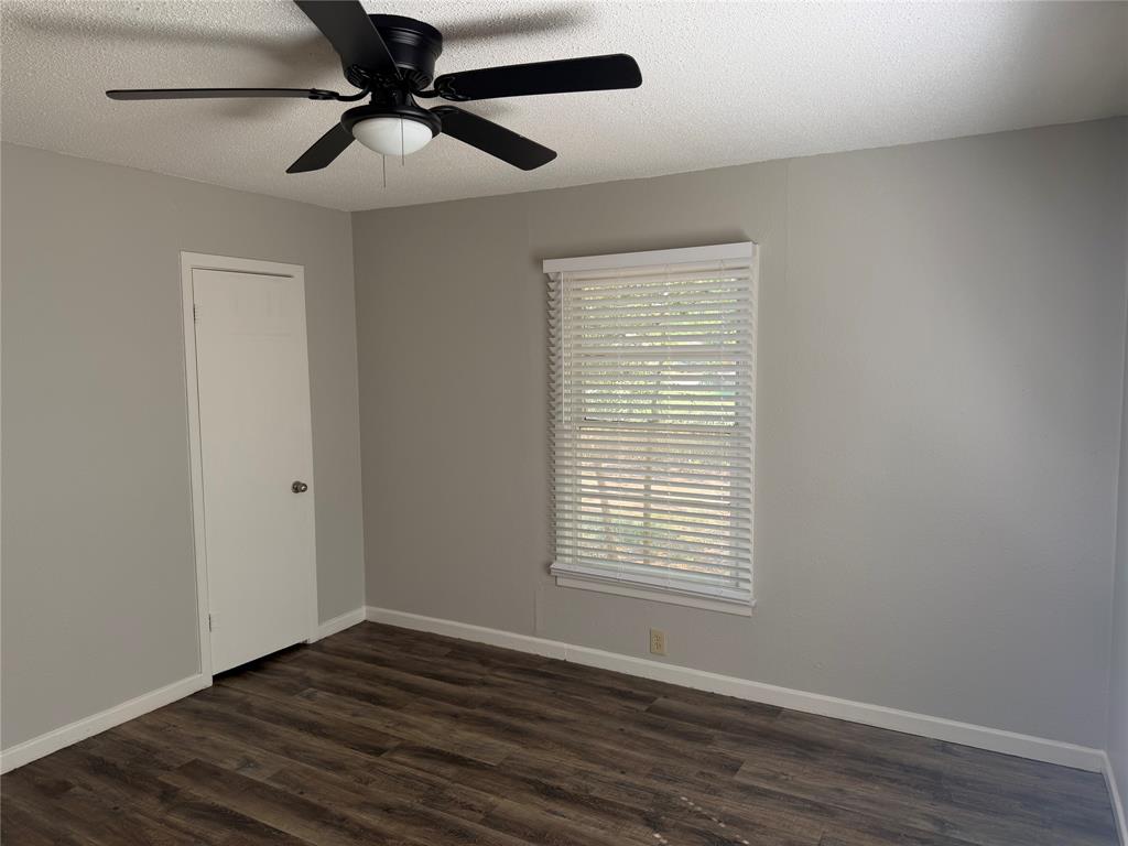 1009 Cedar Street Property Photo 6