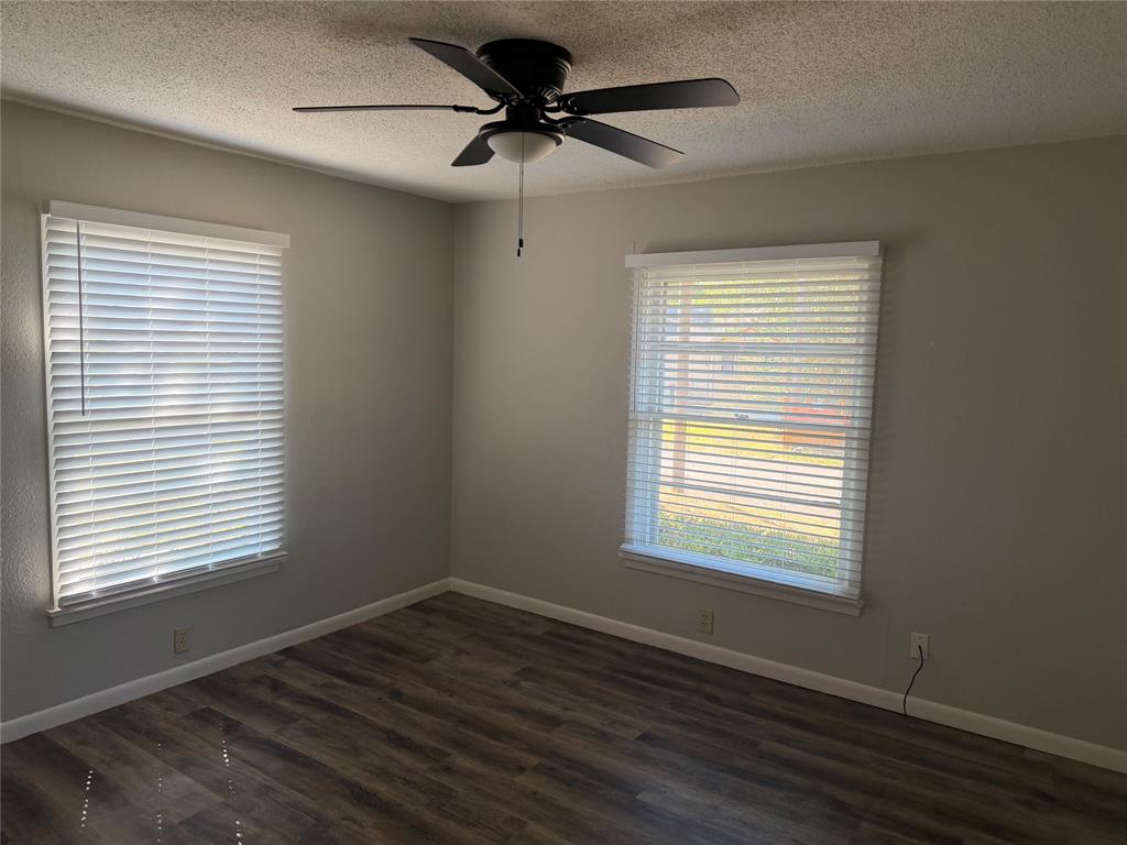 1009 Cedar Street Property Photo 8