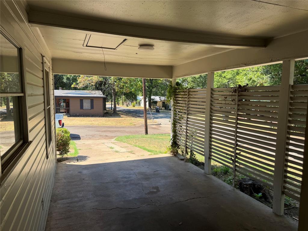 1009 Cedar Street Property Photo 9