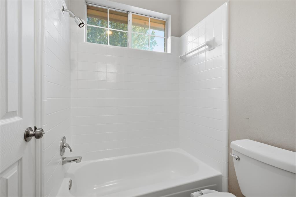3903 Rive Lane Property Photo 26