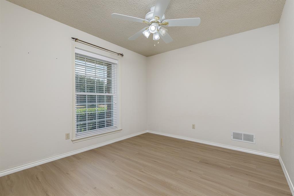 2526 Willowdale Drive Property Photo 23