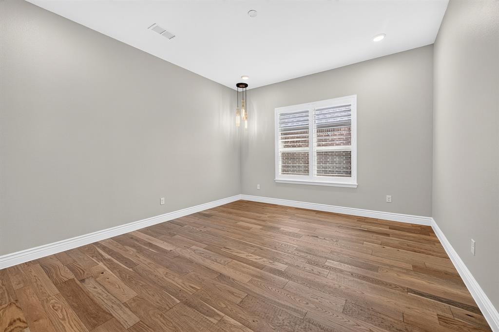 10601 Drinkwater Drive Property Photo 23