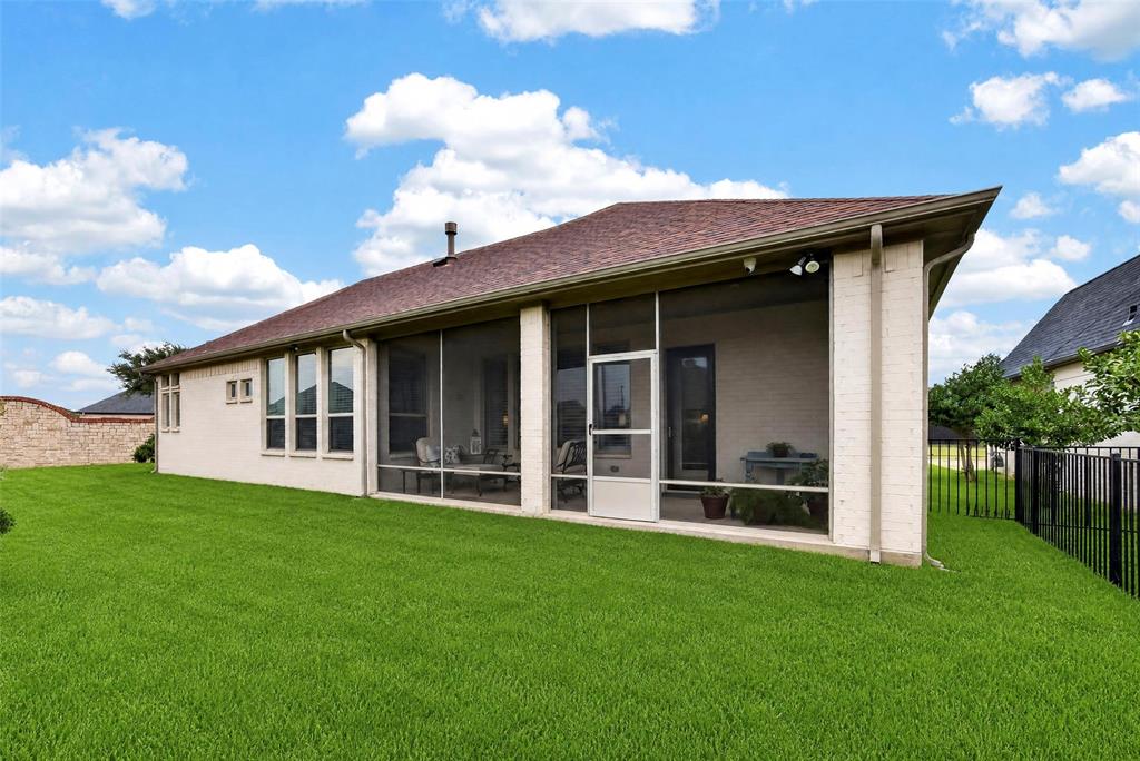 1320 Amsterdam Court Property Photo 36