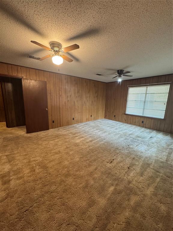 314 Hall Street Property Photo 12