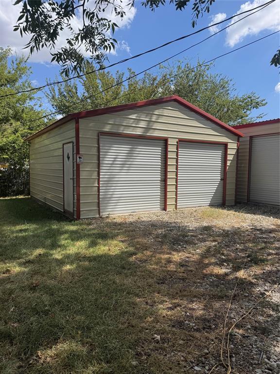 314 Hall Street Property Photo 17