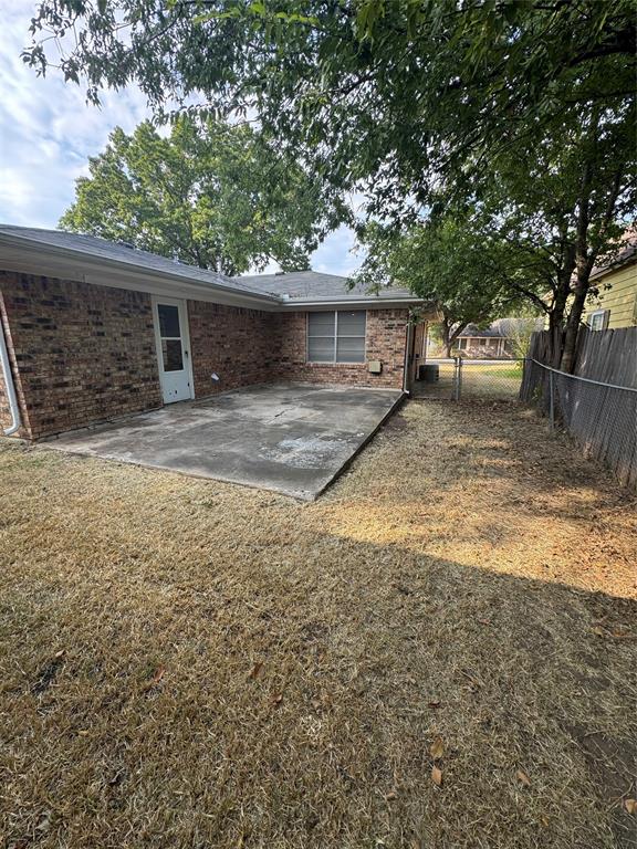 314 Hall Street Property Photo 20