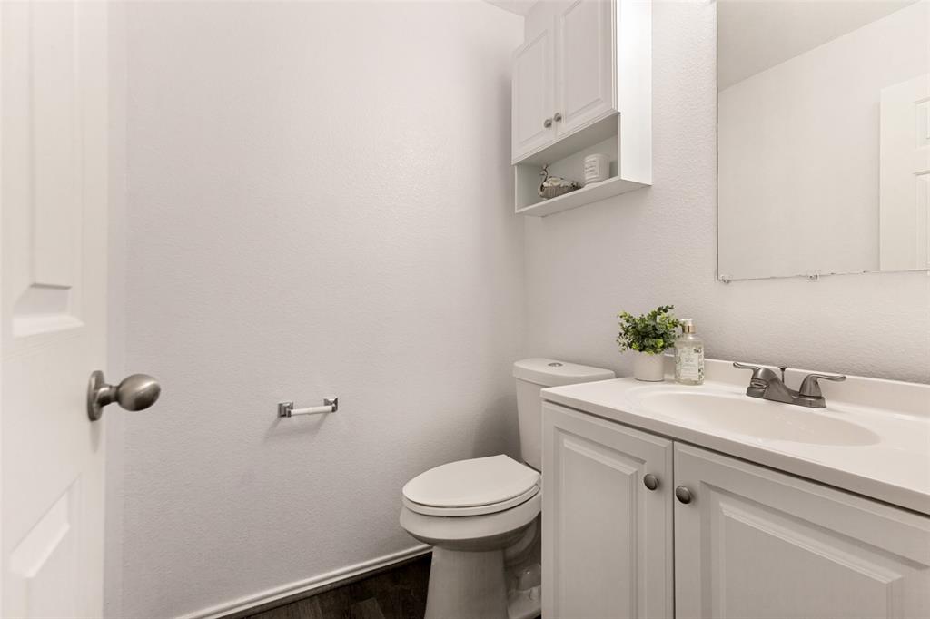 902 Fleming Street Property Photo 17
