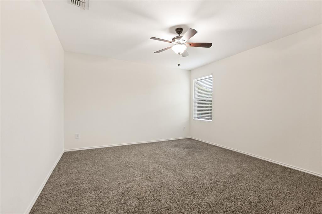 902 Fleming Street Property Photo 18